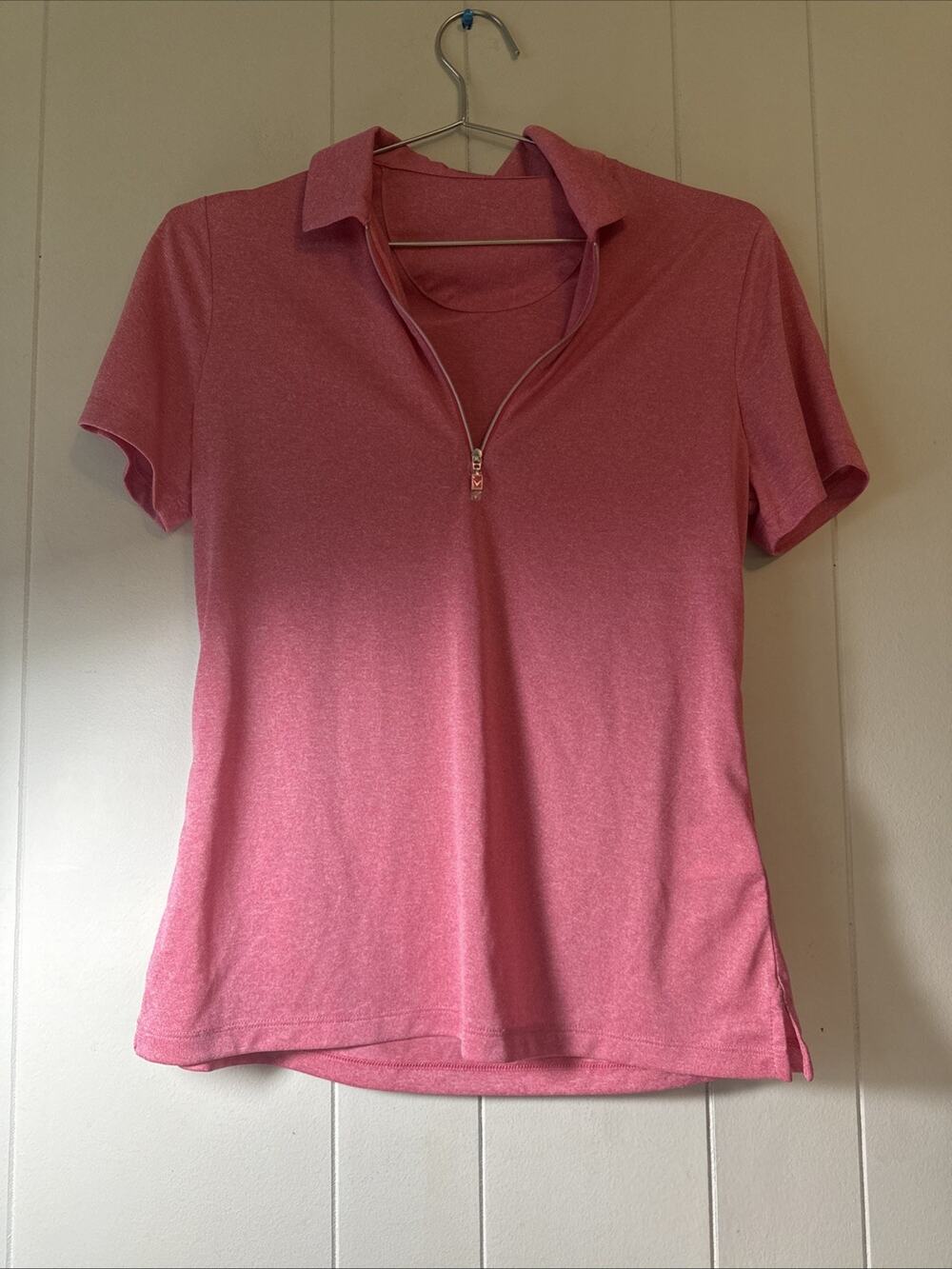 Callaway shirt women’s sz Small Pink Short Sleeve Golf Shirt 100% polyester ZZ